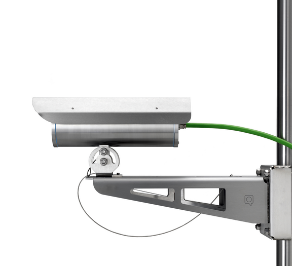 RoughCam IPP1387: side view with weathershield 